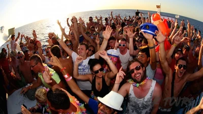 Belek party boat